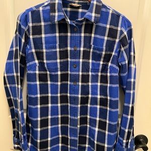 Duluth Blue/Black plaid flannel shirt